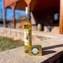 Petit Manseng with King Richard Blue