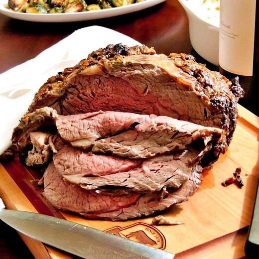 Garlic Crusted Rib Roast - 2016 Papillon